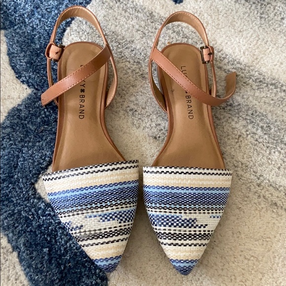 Adorable with white summer dress - Picture 1 of 1